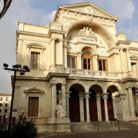 La Maison Im Авиньон Екстериор снимка